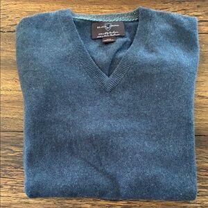 Black Brown 1826 Cashmere Blue V-Neck Sweater